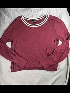 Derek Heart Women's Burgundy Crew Neck Long Sleeve Knit Tee Striped Trim Size L